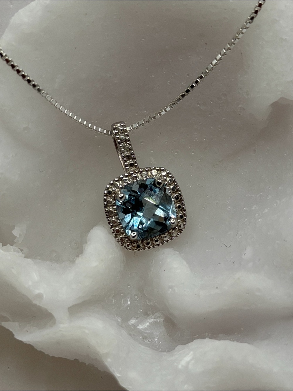 Sterling Silver 925 Blue Topaz Halo Necklace